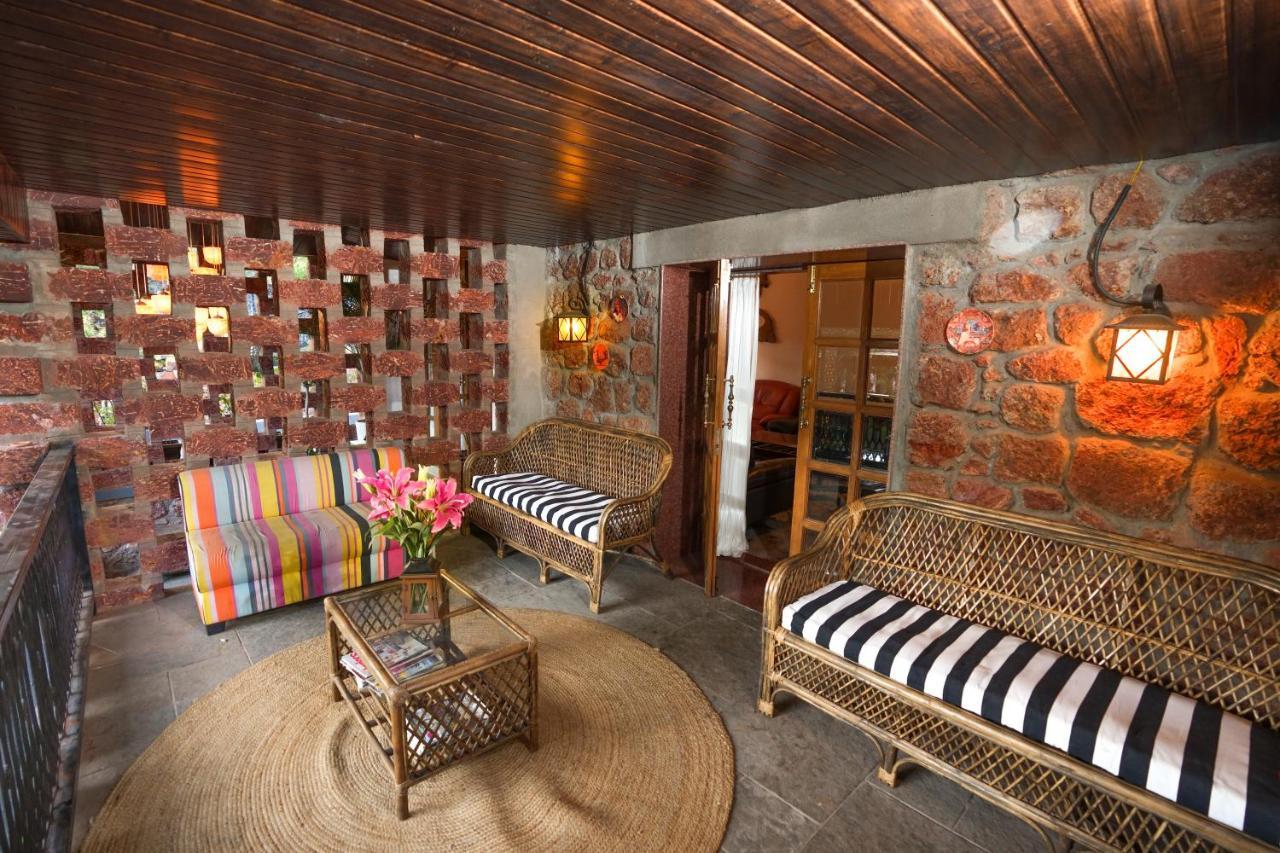 Azalea Villa Панчгани Екстериор снимка