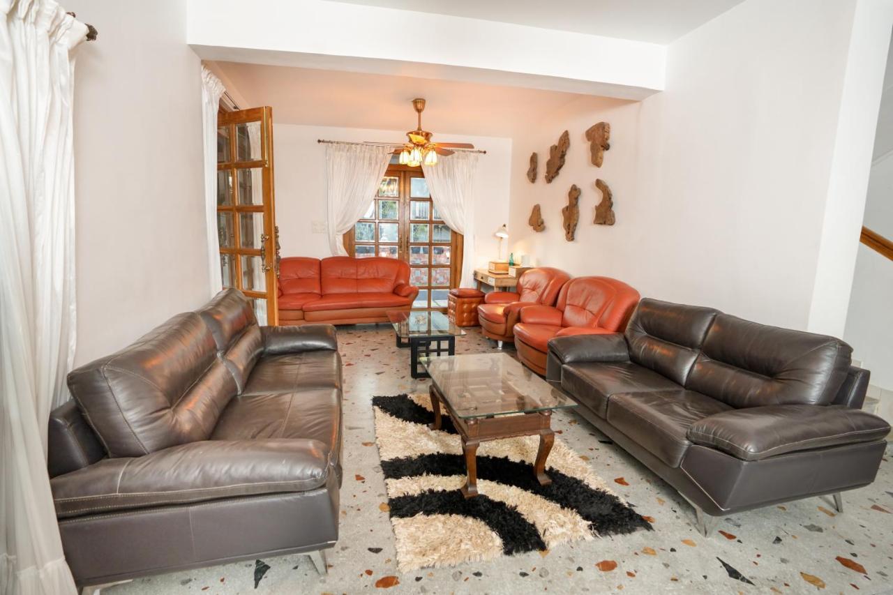 Azalea Villa Панчгани Екстериор снимка